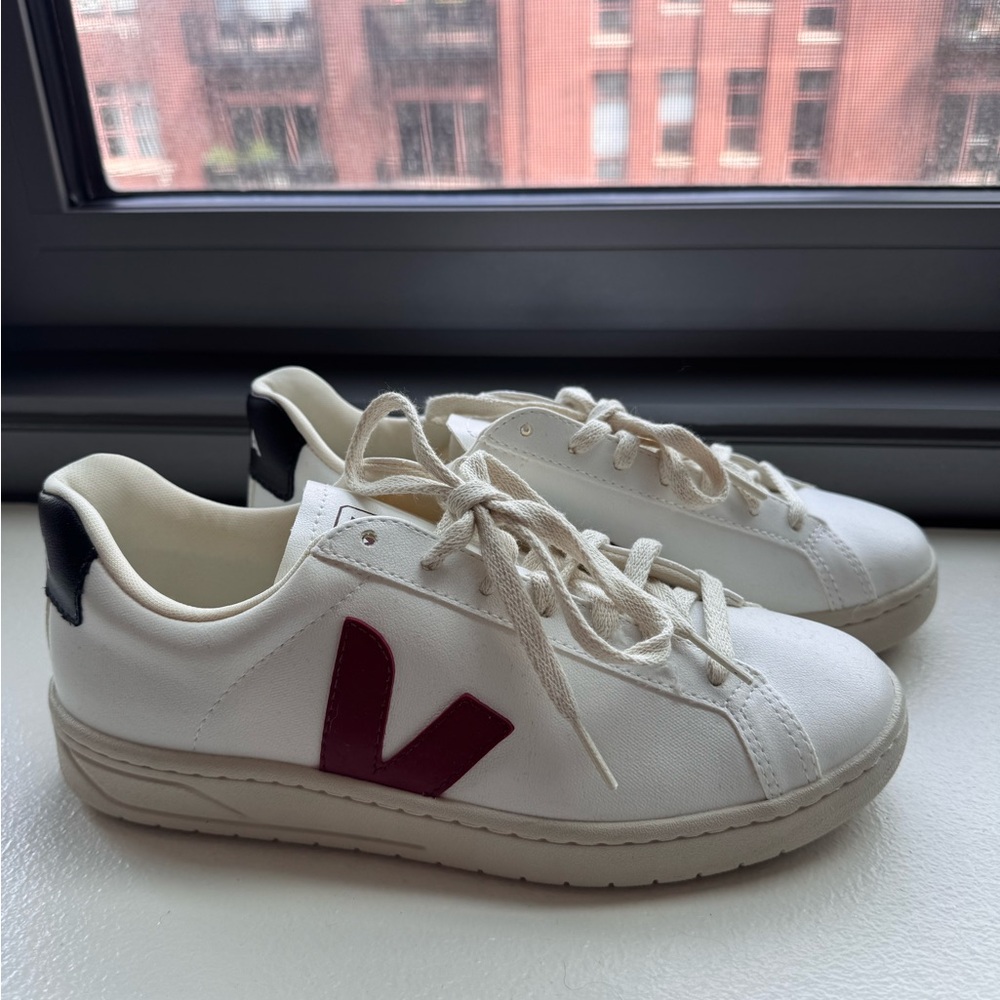 Veja Sneakers